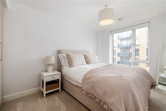 32 Woodbrook Court, Shankill, Dublin 18