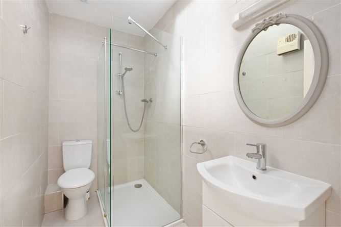 18 Riverside Walk, Clonskeagh Road, Clonskeagh, Dublin 6