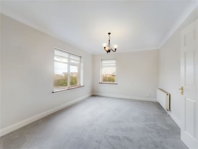 34 Carrigeenlea, Tramore, Waterford