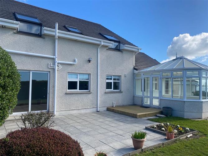 34 Carrigeenlea, Tramore, Waterford
