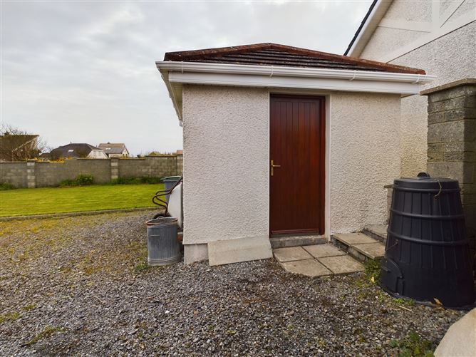 34 Carrigeenlea, Tramore, Waterford