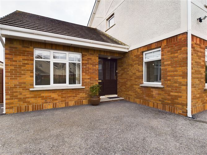 34 Carrigeenlea, Tramore, Waterford