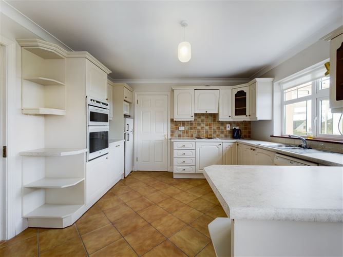 34 Carrigeenlea, Tramore, Waterford