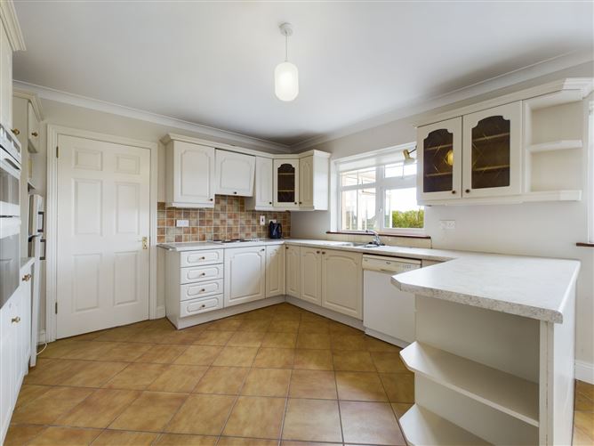 34 Carrigeenlea, Tramore, Waterford