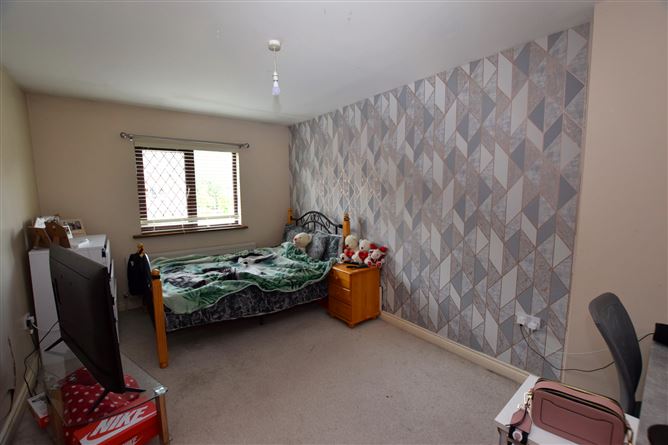 12 Park View, Virginia, Cavan