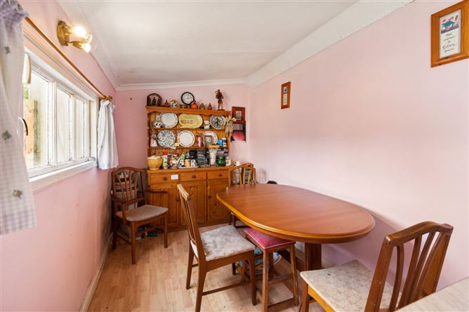 67 Derrynane Gardens, Sandymount, Dublin 4