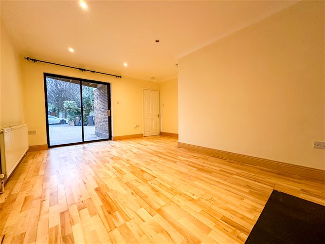 13 Obelisk Walk, Blackrock, County Dublin
