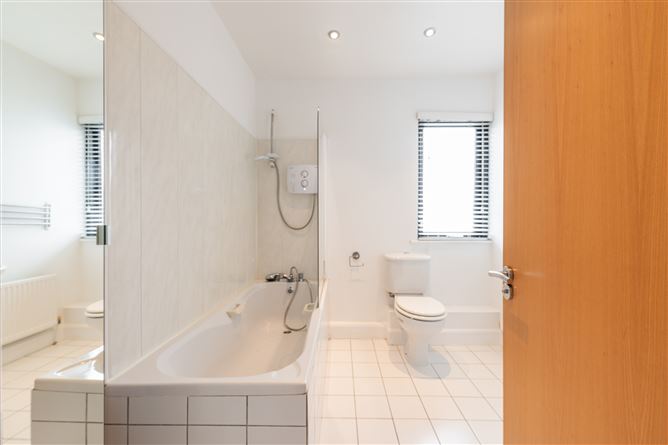 56 Hunters Walk, Hunters Wood, Ballycullen, Dublin 24