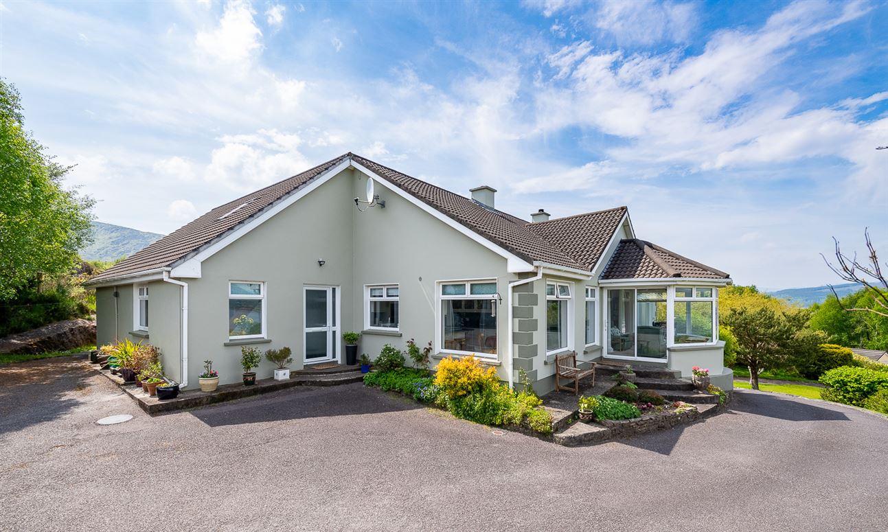 Billows, Feorus East, Kenmare, Co. Kerry Billows, Feorus East, Kenmare, Co. Kerry