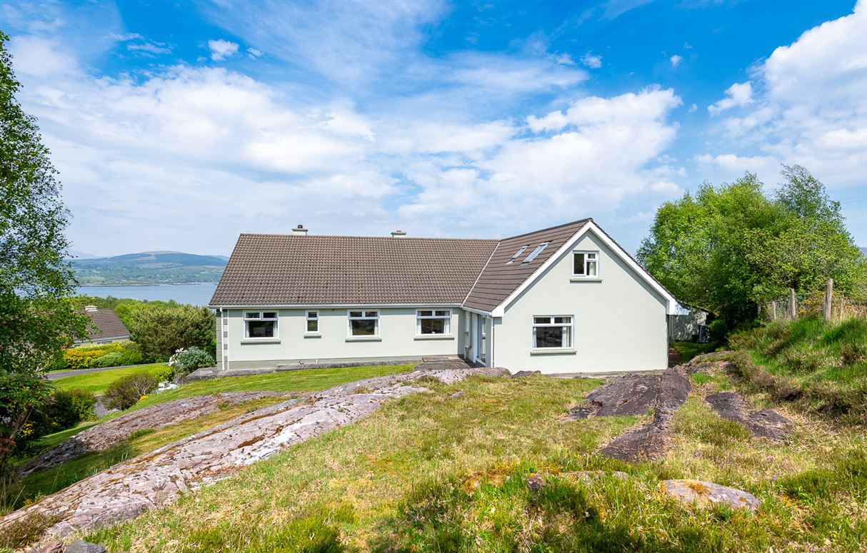 Billows, Feorus East, Kenmare, Co. Kerry Billows, Feorus East, Kenmare, Co. Kerry