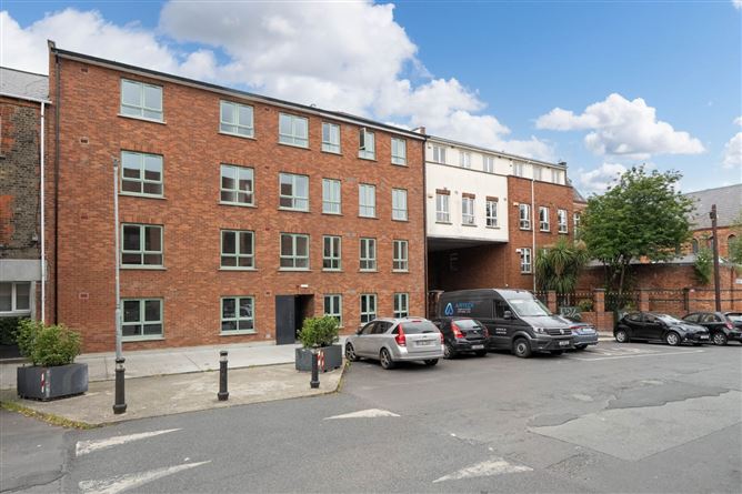 60 The Mill, Weaver's Square