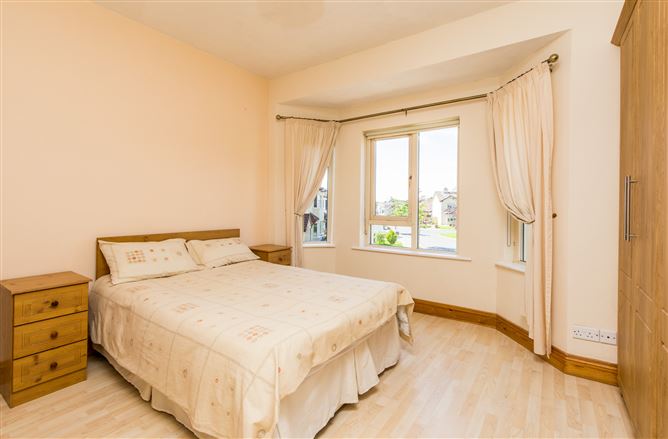 100 Abbeyville, Galway Road, Roscommon