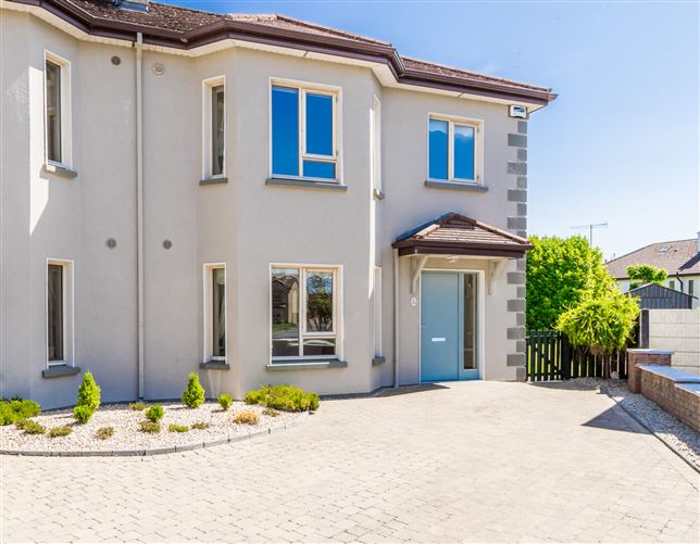 100 Abbeyville, Galway Road, Roscommon