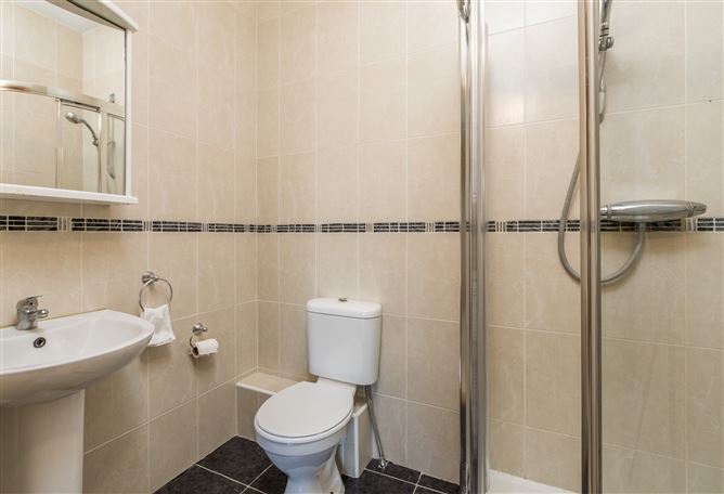 100 Abbeyville, Galway Road, Roscommon