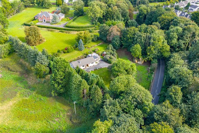  Treetops, Clarke's Hill,, Rochestown, Cork