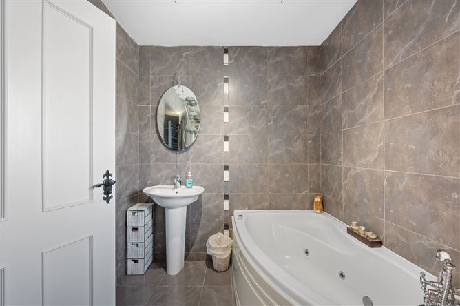5 Riverbank, Belgooly, Cork City, Co. Cork