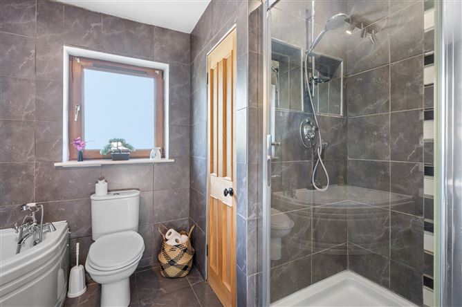 5 Riverbank, Belgooly, Cork City, Co. Cork