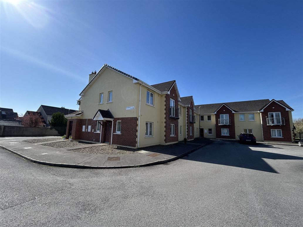 12 An Gleann, Bruach Na Habhainn, Quin Road, Ennis, County Clare