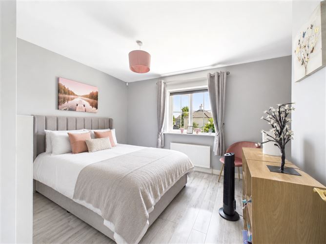 Photo 11 of 28 — 39 Carmody Way, Fairgreen, Portlaoise, Co. Laois