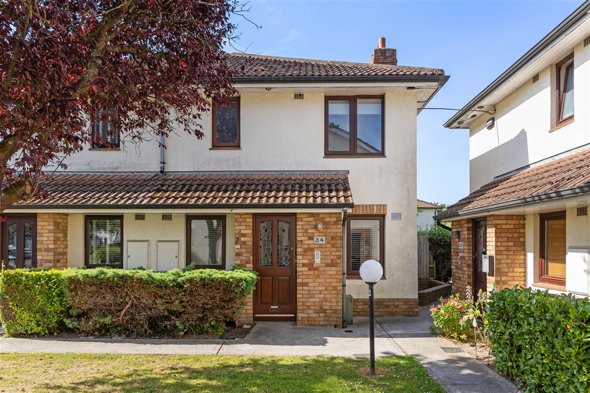 34 The Poplars, Monkstown, County Dublin
