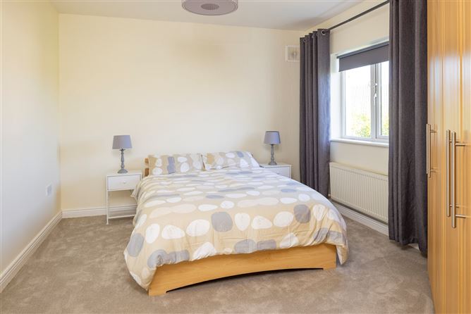 Photo 7 of 11 — 22 Castleview Close, Swords, County Dublin