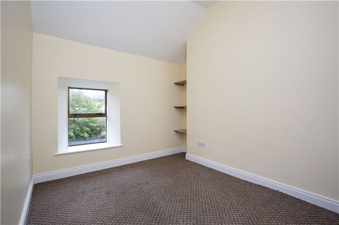 33 Railway Road, Cavan
