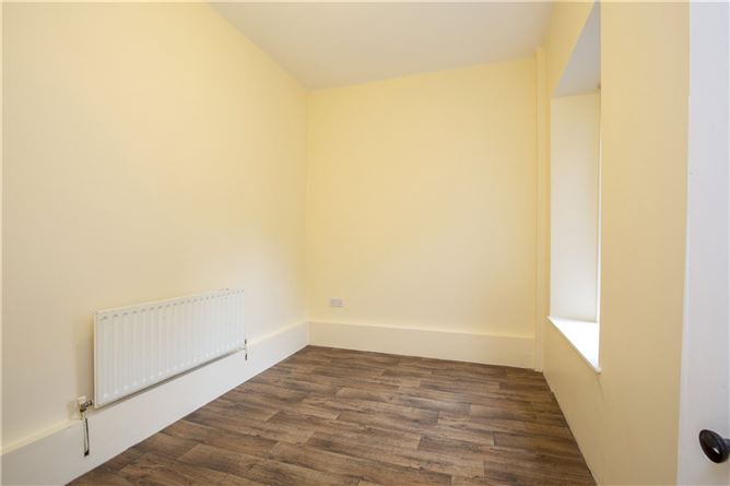 33 Railway Road, Cavan