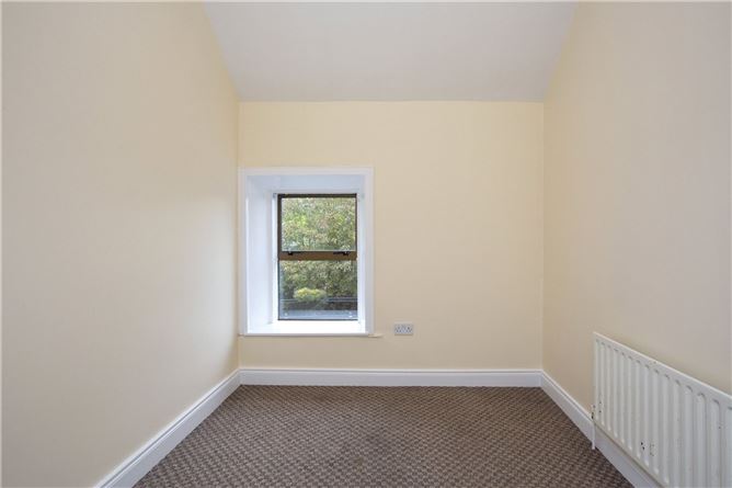 33 Railway Road, Cavan