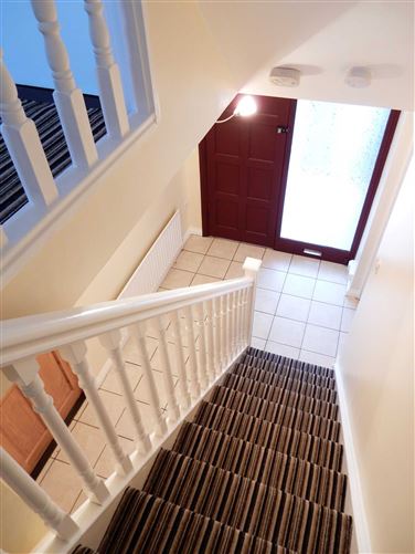 12 Pine Grove, Ennis, County Clare