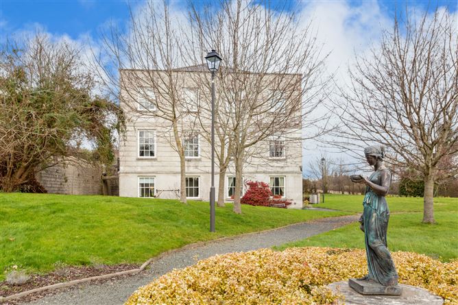 32 Old Connaught House, Old Connaught, Rathmichael, Co. Dublin