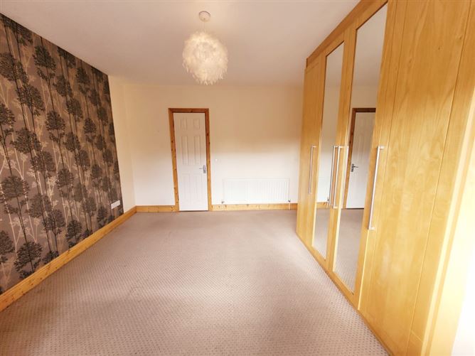 11 Rowan Hill, Mount Oval Village, Rochestown, Cork