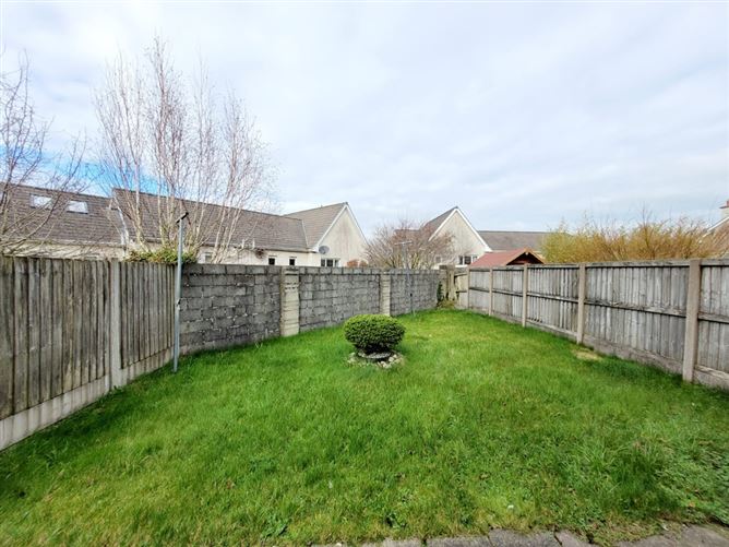 11 Rowan Hill, Mount Oval Village, Rochestown, Cork