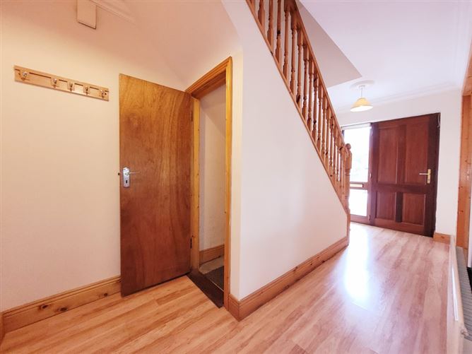 11 Rowan Hill, Mount Oval Village, Rochestown, Cork