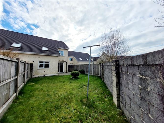 11 Rowan Hill, Mount Oval Village, Rochestown, Cork