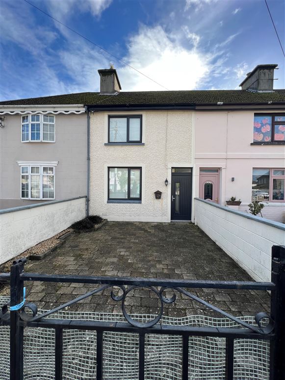 16 Wolfe Tone Square South, Bray, Wicklow Salley Property Services 4751354 MyHome.ie