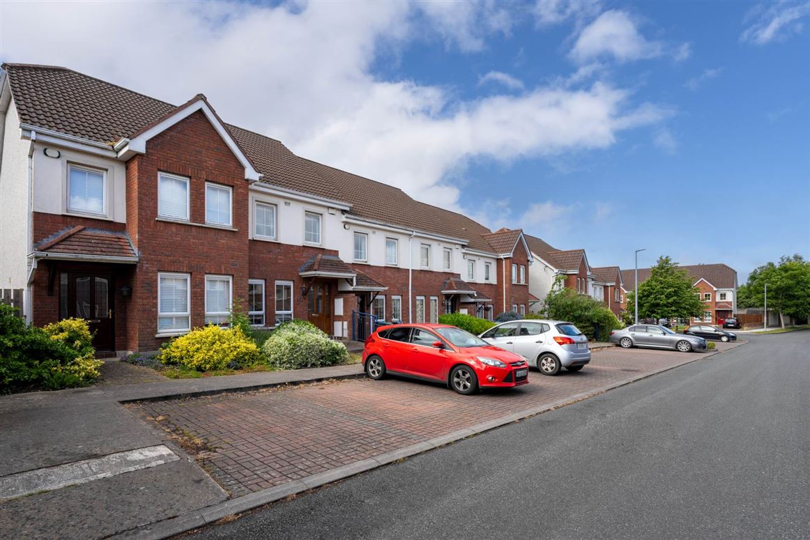 18 Mount Bellew Crescent, Lucan, County Dublin