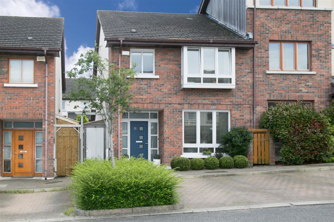 25 Belarmine Court, Stepaside, Dublin 18