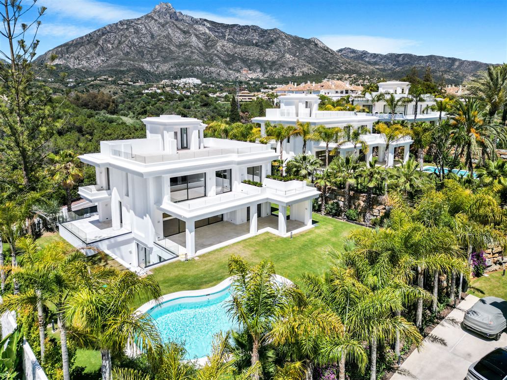 Spain, Marbella, Marbella Golden Mile - COSTA-00689P