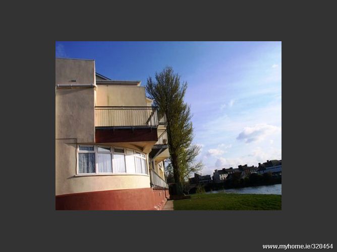 Photo 1 of 10 — 3 THE FORT, CASTLEFIELD, Athy, Co. Kildare