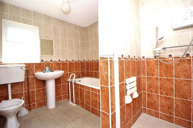 Knockfinnisk, Carrigkerry, Athea, Co. Limerick