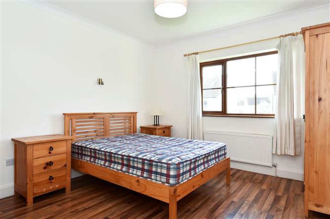 8 The Paddocks, Moycullen, Galway
