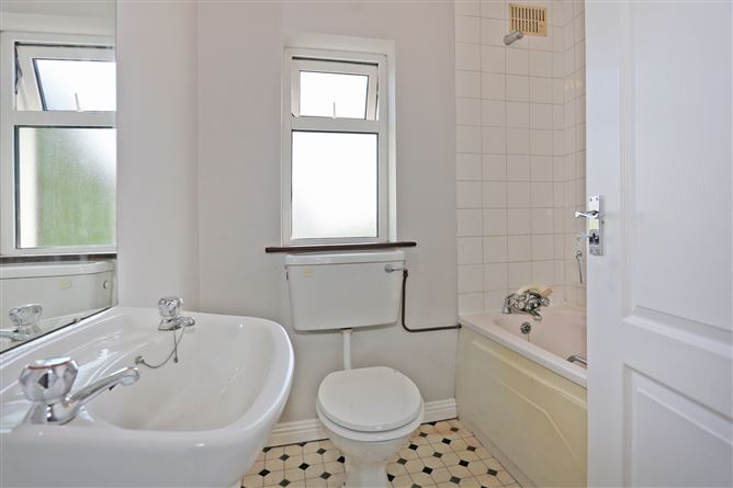9 Ashfield, Raheen, Limerick