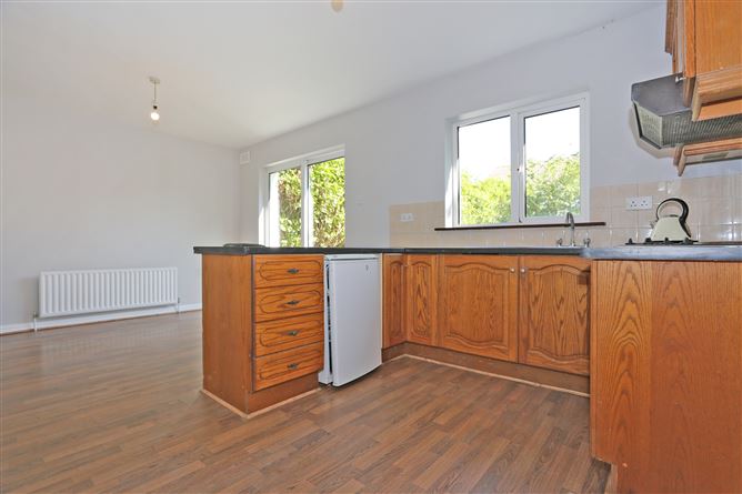 9 Ashfield, Raheen, Limerick