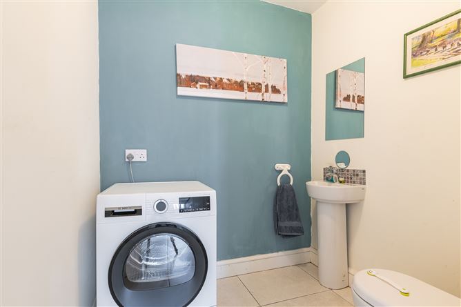 6 Hyde Road, Stepaside, Dublin 18