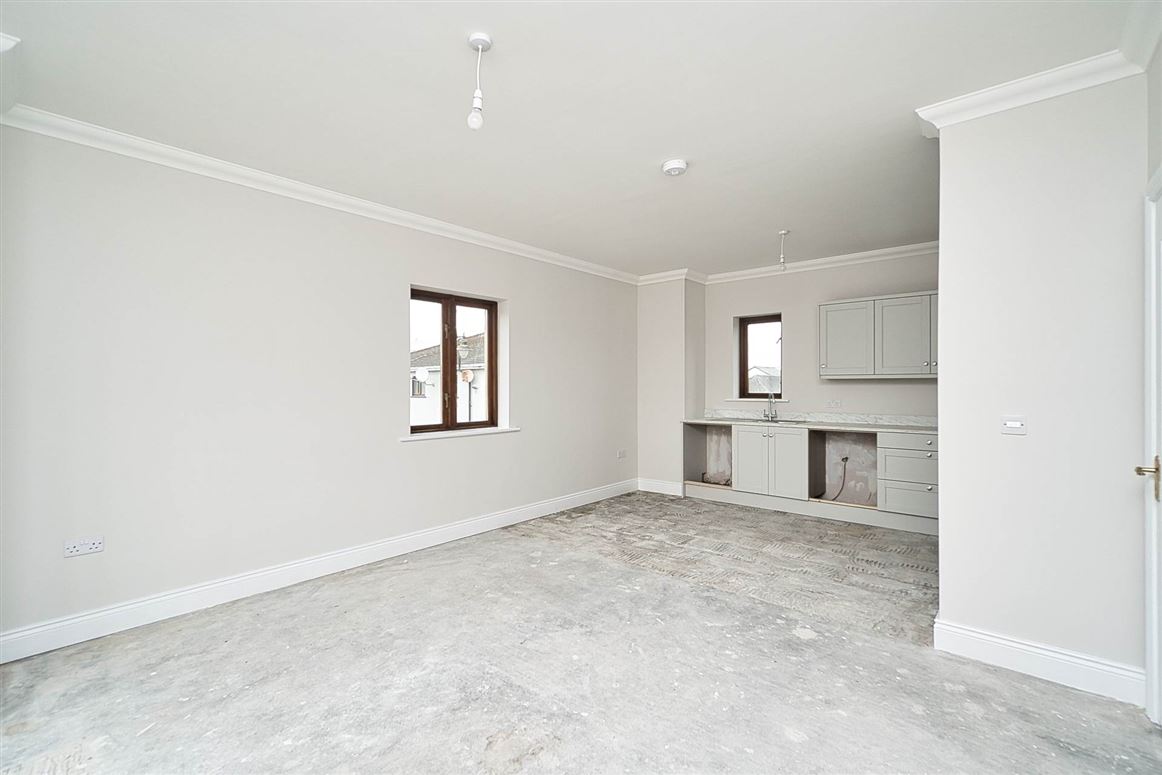 Unit 6 Roche House Mall, Main Street, Longwood, County Meath