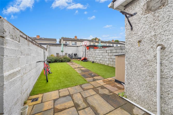 28 Woodford Grove, Clondalkin, Dublin 22