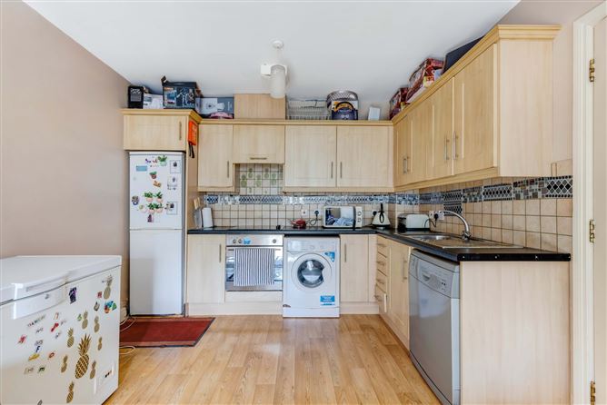 4 Johnston Court, Church Street, Cavan