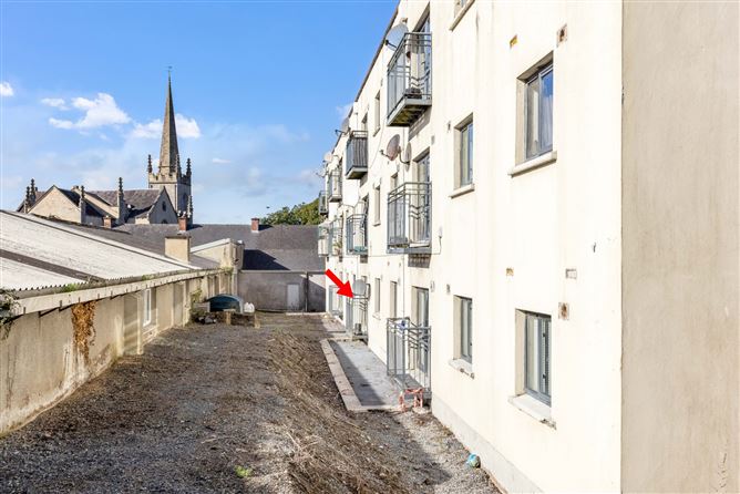 4 Johnston Court, Church Street, Cavan