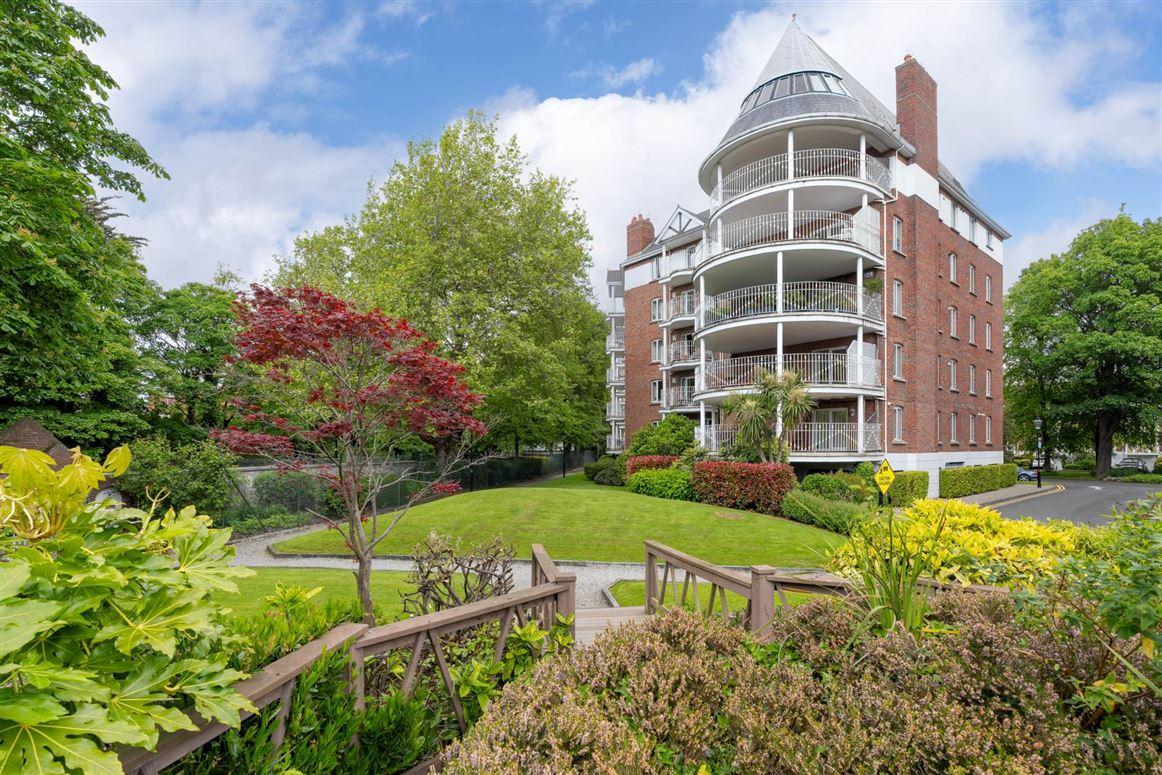 66 The Sweepstakes, Ballsbridge, Dublin 4