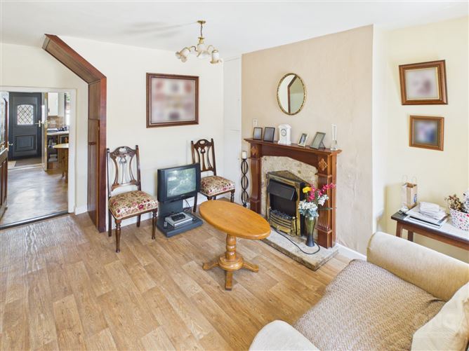 5 Charleville Parade, Cormac Street, Tullamore, Co. Offaly